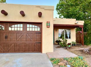 3258 Nizhoni Dr, Santa Fe, NM 87507