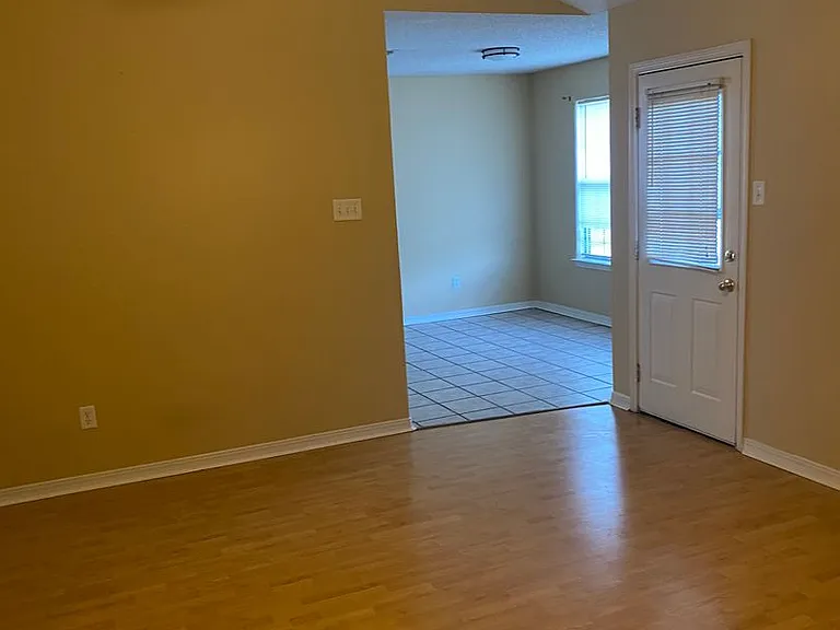 66 Timberwood Dr — Photo 5