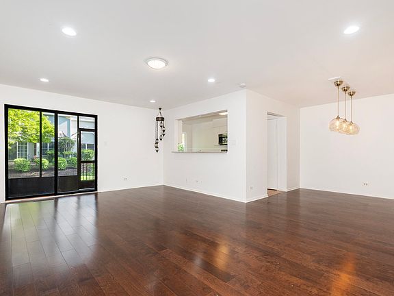 5th image of 207 Walters Ln APT 1A