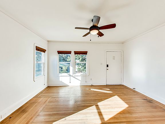 3rd image of 4532 Pampas Ave #129221FC6