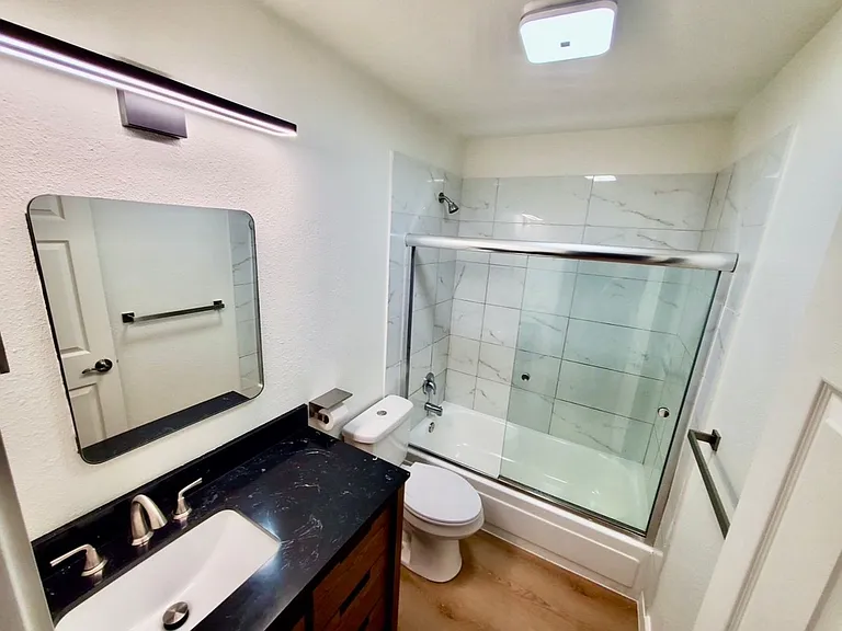 2121 Oceanus Ln — Photo 24