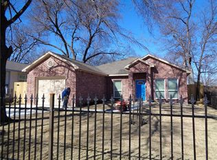 2671 E Ann Arbor Ave, Dallas, TX 75216