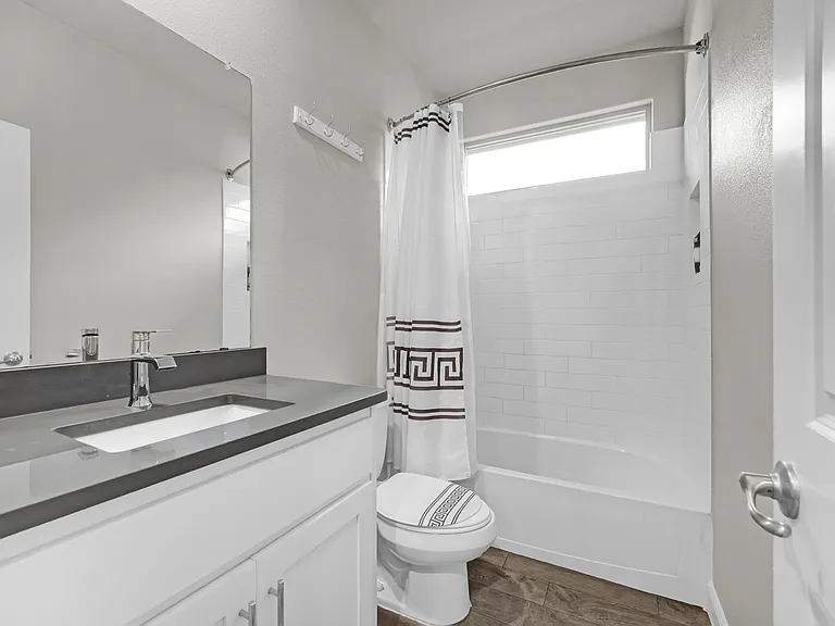 1120 Gillespie Dr — Photo 21