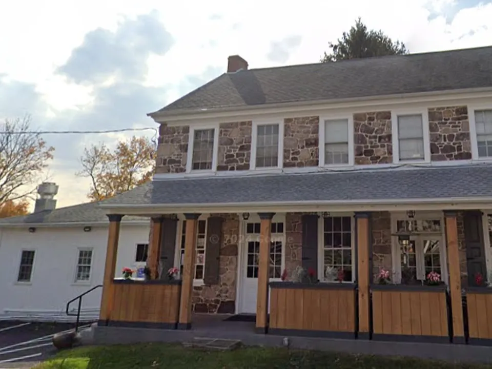 366 Ridge Rd