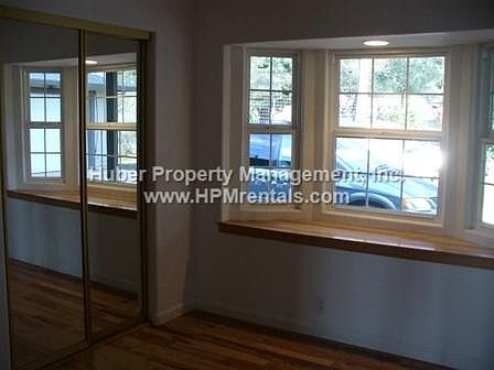 4th image of 8200 Hastings Ln