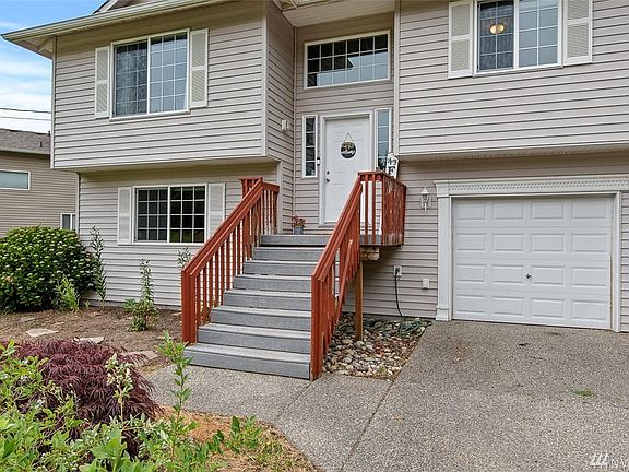 3rd image of 829 124th Pl NW
