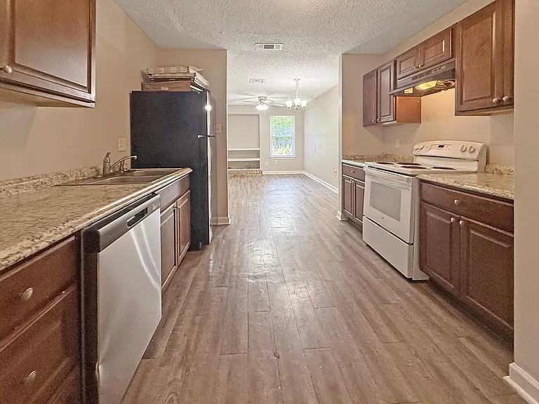 9648 El Scott Ave — Photo 4