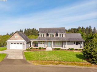 4960 Meadowood Ln, Tillamook, OR 97141