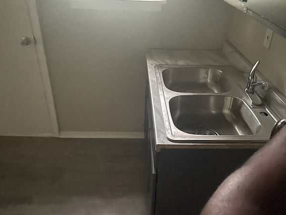 3rd image of 499 Baltimore St #501
