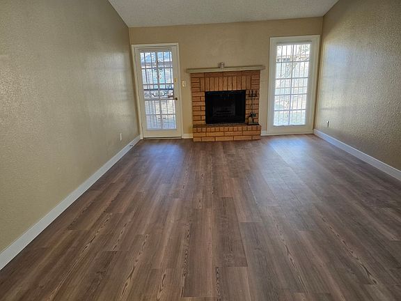 3rd image of 18030 N 45th Ave