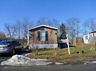 14 Larraine Dr, Pittsburgh, PA 15205