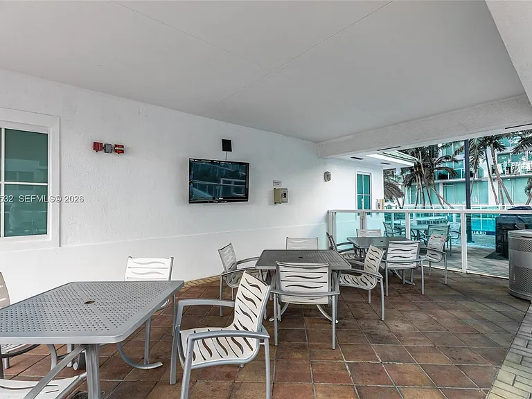 41 SE 5th St #706 — Photo 26