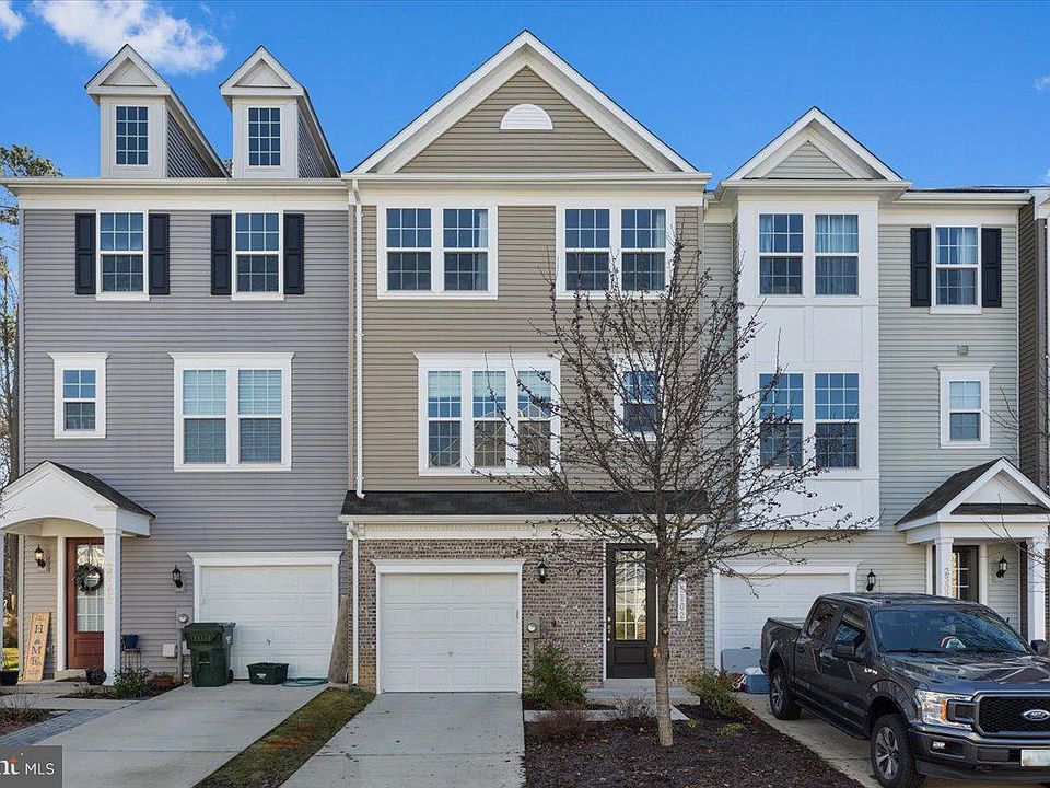 1st image of 23102 Mountain Laurel Ln