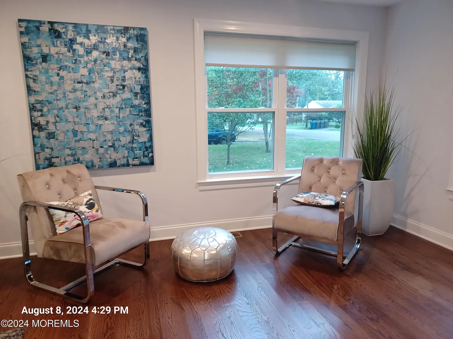 3 bed, 3.5 bath, 2880 sqft, $3,500 — Photo 3