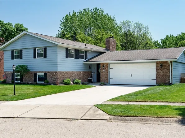 185 Kiser Dr, Tipp City, OH 45371