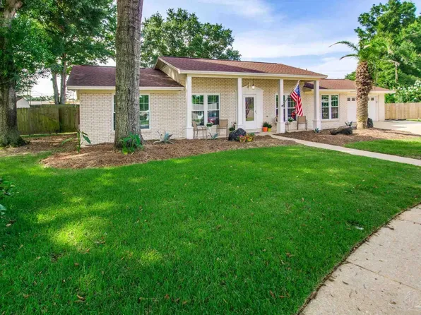 8110 Banberry Rd, Pensacola, FL 32514