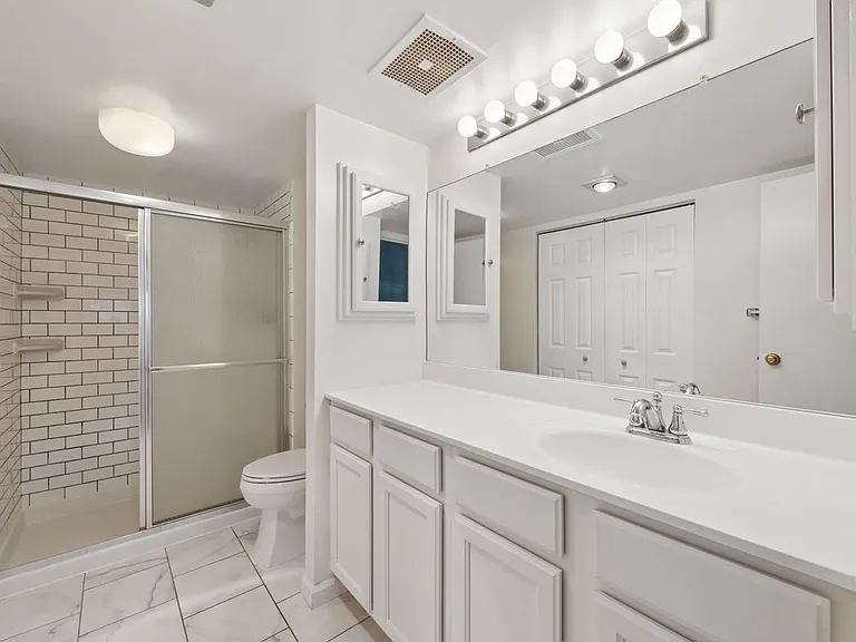 2332 Dana Ave — Photo 14