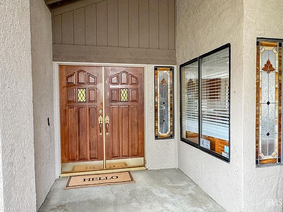 4th image of 7005 Lacoste Ln