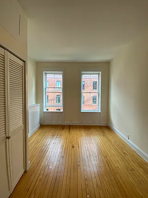 Rented by Waverly Realty Associates | media 1