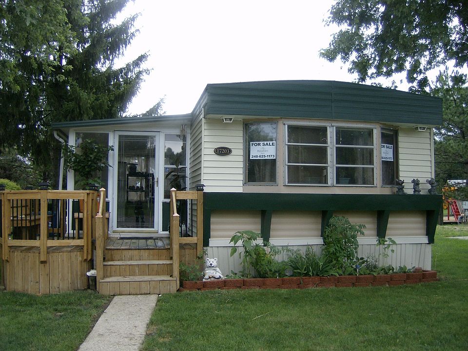 1st image of 17203 Roberts Dr