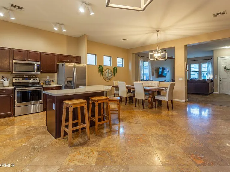 13419 W Citrus Ct — Photo 8
