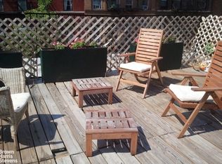 258 W 12th St APT 2, New York, NY 10014