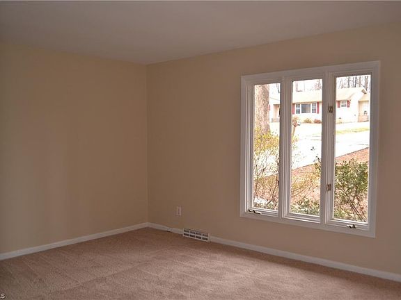 3rd image of 5718 Buddingwood Dr