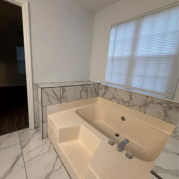 4907 October Way NW — Photo 10