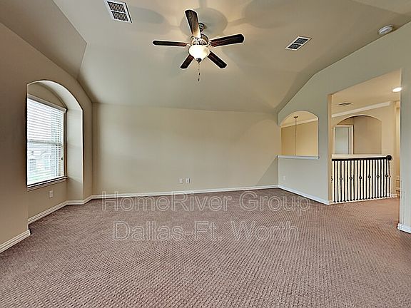 4th image of 16720 Lincoln Park Ln