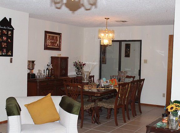 4th image of 415 Sagua La Grande Ave