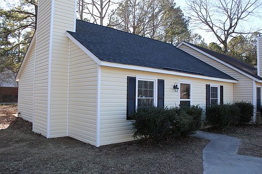 5th image of 100 Browning Ln