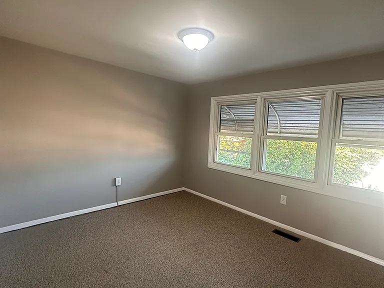 4411 Norfen Rd — Photo 6