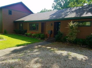 903 NW A St, Bentonville, AR 72712