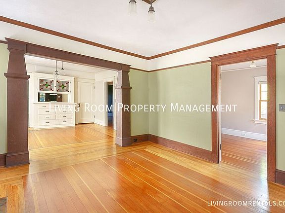 4th image of 5119 NE 27th Ave