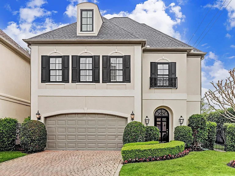 1207 Ripple Creek Dr — Photo 1