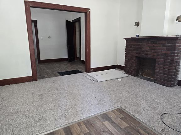 5th image of 410 W 10th Ave #412