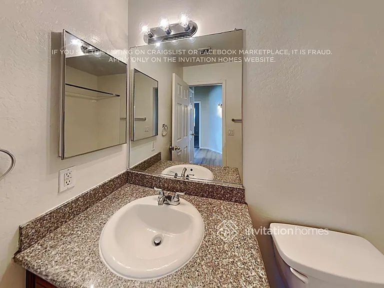 11034 W Granada Rd — Photo 15