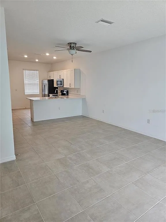2 bed, 2.5 bath, 1238 sqft, $2,000 — Photo 2