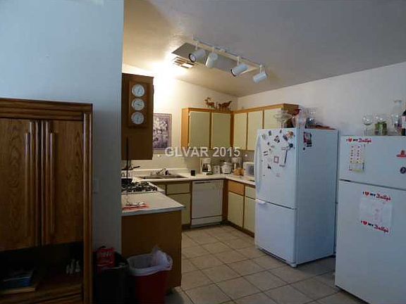 2nd image of 2232 Saxton Hill Ave