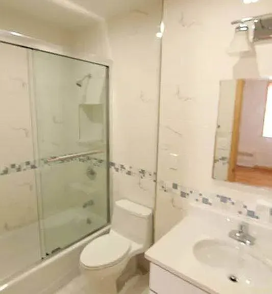 1736 Dahill Rd #2 — Photo 11