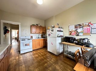 2623 W Crystal St #2F, Chicago, IL 60622