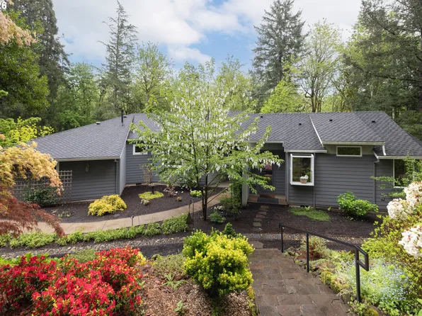 6100 SW Thomas St, Portland, OR 97221