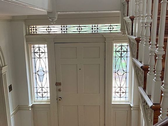 5th image of 11 Randall Ct
