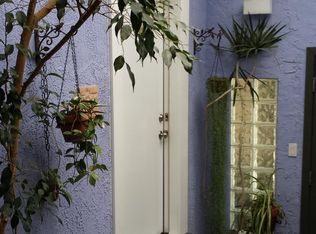 5825 Aldea Ave, Encino, CA 91316