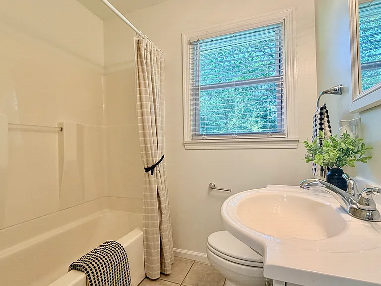 5616 Morris Ave — Photo 13