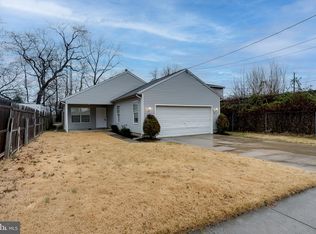 626 Spruce St, Beverly, NJ 08010