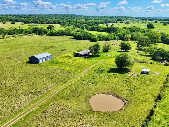 10054 W Perry Rd, Stigler, OK 74462