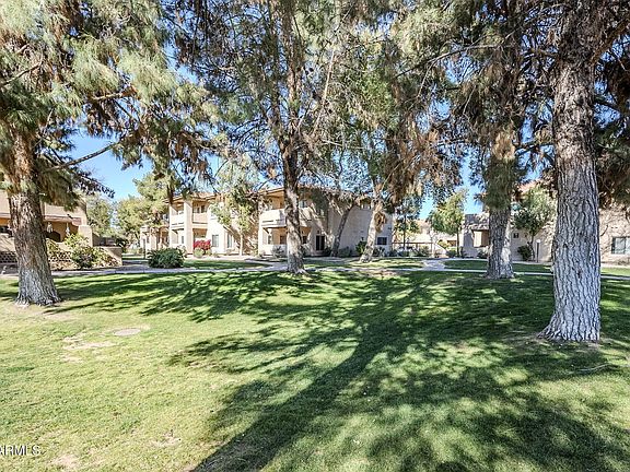 2nd image of 1351 N PLEASANT Drive #1031
