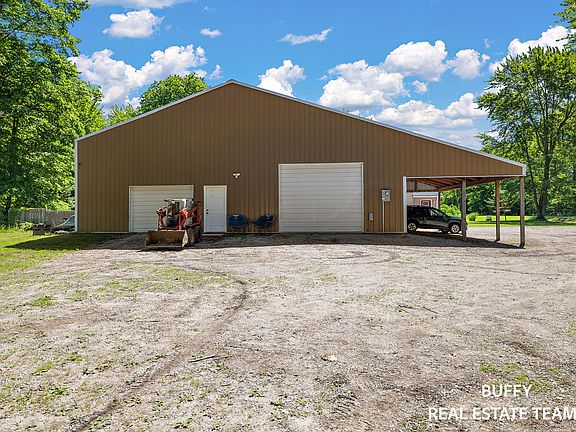 2nd image of 7381 W 108th St
