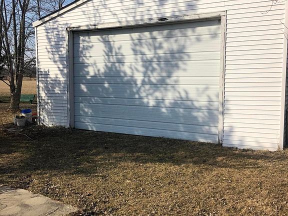 4th image of 13700 Old Osborne Rd